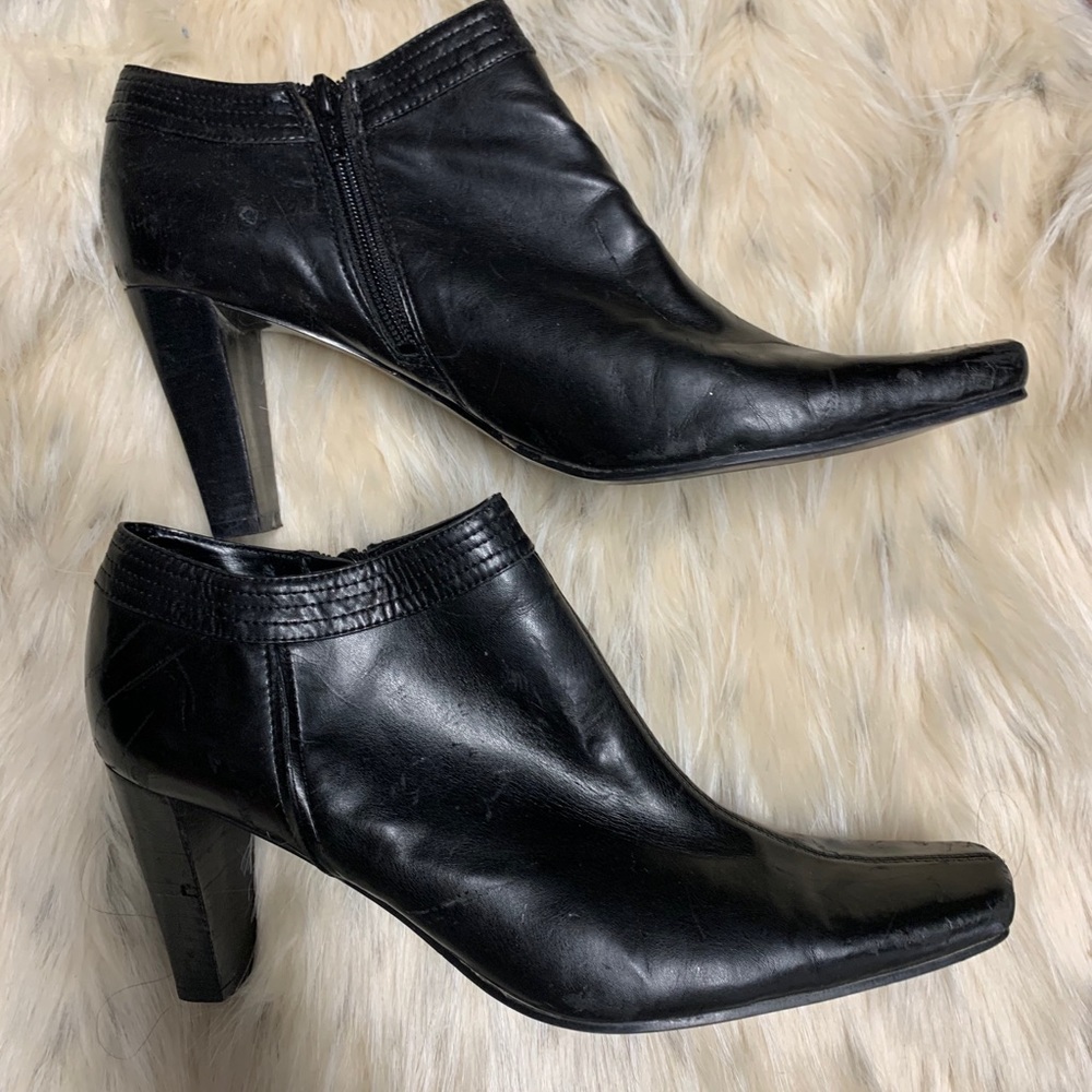 Bandolino Leather ankle boots